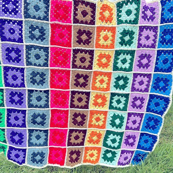 Handmade Vintage Granny Square Afghan Blanket Throw MCM Cottage Boho Festival - Picture 12 of 13